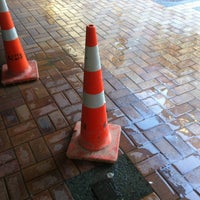 sunglass hut queensgate