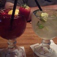 Photo taken at Applebee&#39;s Grill + Bar by Michelle S. on 9/16/2012