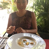 Foto diambil di l&#39;Annexe French Restaurant Siem Reap oleh Jin-Sun P. pada 1/17/2018
