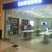 Photo taken at Samsung Store by Leh A. on 10/1/2012