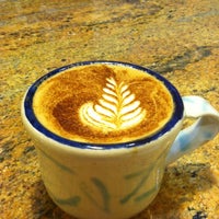 รูปภาพถ่ายที่ Coffee Villa โดย Coffee Villa เมื่อ 10/23/2012