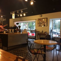 Foto scattata a Mississippi Mud Coffee da Merve Ç. il 11/8/2016