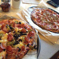 Photo taken at Pieology Pizzeria by Jessica K. on 8/10/2014