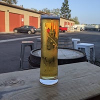 Photo taken at Captain Fatty&amp;#39;s Craft Brewery by J-Mo on 4/13/2021