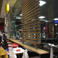 Foto diambil di McDonald&amp;#39;s oleh GuidoZ pada 1/13/2018