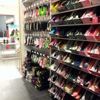 Review Payless ShoeSource