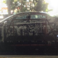 7/26/2013にJill S.がLa Cienega Car Wash &amp;amp; Oil Changeで撮った写真
