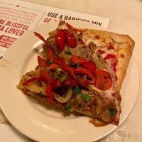 Foto tirada no(a) Prova Pizzabar por Cole K. em 5/30/2022