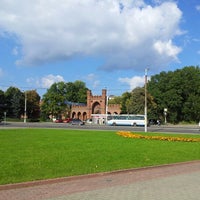 Photo taken at Остановка «Площадь маршала Василевского» by Vladimir P. on 9/29/2012