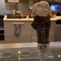 6/21/2023 tarihinde Paula C.ziyaretçi tarafından Bob Rock&#39;s Ice Cream Shop'de çekilen fotoğraf