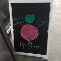 Photo taken at Be Leaf Salad by Louis S. on 10/25/2017