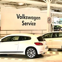 Photo taken at Volkswagen Service Centre by gerard t. on 8/11/2017