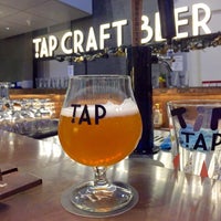 Photo taken at TAP Craft Beer Bar (One Raffles Link) by gerard t. on 12/19/2015
