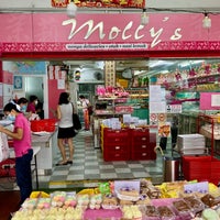 Photo taken at Molly’s Nonya Cake &amp;amp; Confectionery by gerard t. on 10/7/2022
