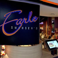 Photo taken at Earle Swensen&amp;#39;s by gerard t. on 3/5/2016