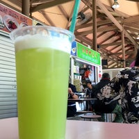 Photo taken at San Lian Sugar Cane Juice by gerard t. on 6/28/2016