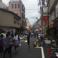 Photo taken at アザレア通り商店街 by yosima on 10/10/2016