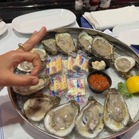 Foto diambil di Deanie&amp;#39;s Seafood Restaurant in the French Quarter oleh Daria V. pada 6/20/2023
