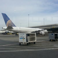 Photo taken at United Cluster Pit-SFO 32-36 by Harley C. on 3/18/2013