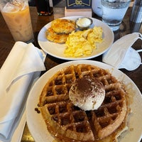 Foto tirada no(a) Breakfast Club por Liz V. em 3/25/2023