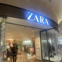 Photo taken at ZARA by Andrean Rendra S. on 1/14/2024