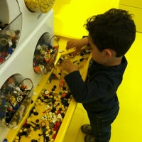 lego store northbrook court mall