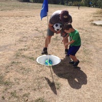 Foto diambil di Eagle Landing Golf Course oleh Sara K. pada 9/13/2015