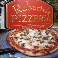 Photo taken at Robertos Italian Restaurant by 514eats on 4/4/2015