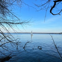 Photo taken at Badebucht Müggelsee by Anzhela S. on 3/27/2022