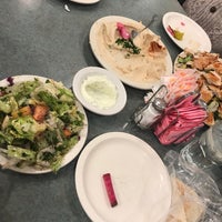 12/28/2017 tarihinde Rachel A.ziyaretçi tarafından Al Sultan Restaurant'de çekilen fotoğraf