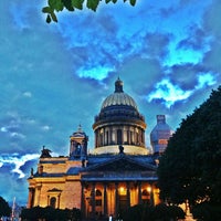 Foto tomada en Plaza de San Isaac  por Polina  G. el 6/16/2013