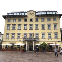 Foto scattata a Grand Hotel Riva del Garda da Frau_Dokta il 10/15/2019