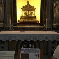 Photo taken at Basilica di San Pietro in Vincoli by Migue M. on 5/28/2022