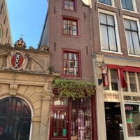 Photo taken at The Smallest House in Amsterdam by Jeff K. on 5/14/2019