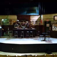 รูปภาพถ่ายที่ Barn Theatre โดย Jeff K. เมื่อ 2/5/2015