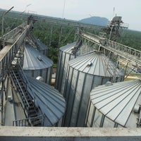 Kernel Crushing Plant Sime Darby Jomalina Lieux Professionnels Ou Autres