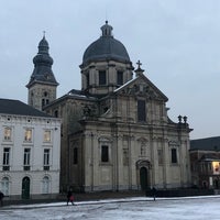 Foto tirada no(a) Sint-Pietersabdij / St. Peter&amp;#39;s Abbey por Wendy G. em 1/24/2019