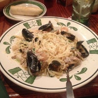 Photo taken at Olive Garden by David S. on 1/10/2013