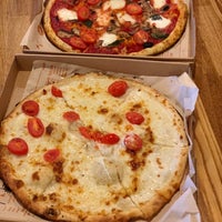 Photo taken at Blaze Pizza by Ümmügülsüm Y. on 9/8/2019