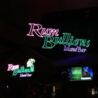 6/12/2016 tarihinde Alan H.ziyaretçi tarafından Rum Bullions Island Bar'de çekilen fotoğraf
