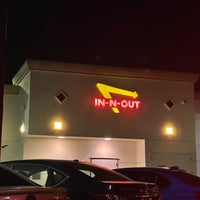 Photo taken at In-N-Out Burger by Olly on 2/27/2022