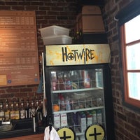 2/12/2017 tarihinde Philip T.ziyaretçi tarafından Hotwire Coffeehouse'de çekilen fotoğraf