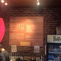 11/20/2016 tarihinde Philip T.ziyaretçi tarafından Hotwire Coffeehouse'de çekilen fotoğraf