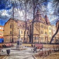 Photo taken at Лодейнопольский сквер by Anastacia G. on 4/4/2014