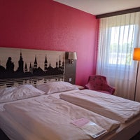 Photo taken at Mercure Hotel Würzburg am Mainufer by Torsten M. on 6/17/2022