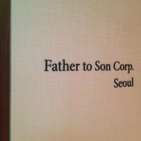 Foto scattata a FATHER to SON The Shilla Seoul da Henry J. N. il 8/9/2013