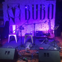 Foto diambil di BUBO Tutor Club &amp;amp; Gastropub oleh Valera pada 6/15/2017