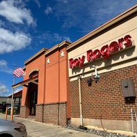 Photo taken at Roy Rogers by Angelo D. on 10/7/2023