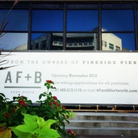 9/25/2013にFireside PiesがA F + B Fort Worthで撮った写真
