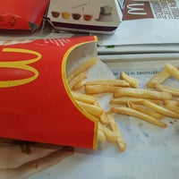Photo taken at McDonald&amp;#39;s by Farouk T. on 12/1/2016